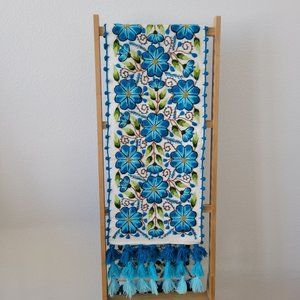 Embroidery Floral, Peruvian Hand-Woven Table Runner |Multi Color Flowers Peruvia